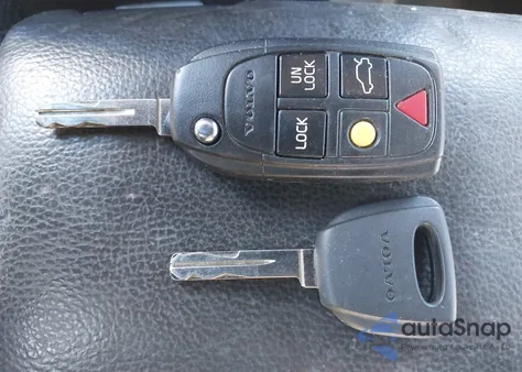 2006 Volvo S60 2.5T из США, поврежденный, VIN YV1RH592162543124